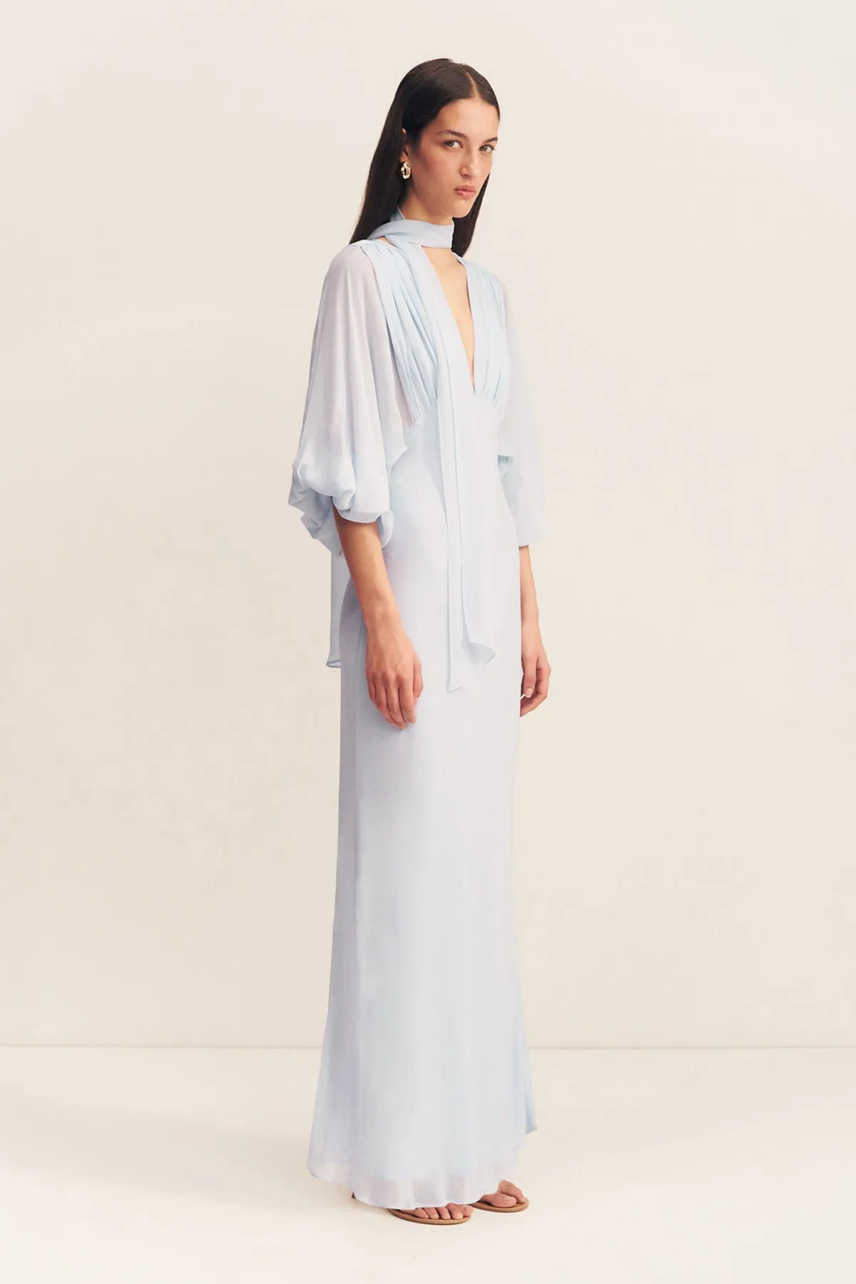 AMINA PLUNGE BALLOON SLEEVE MAXI DRESS - SKY