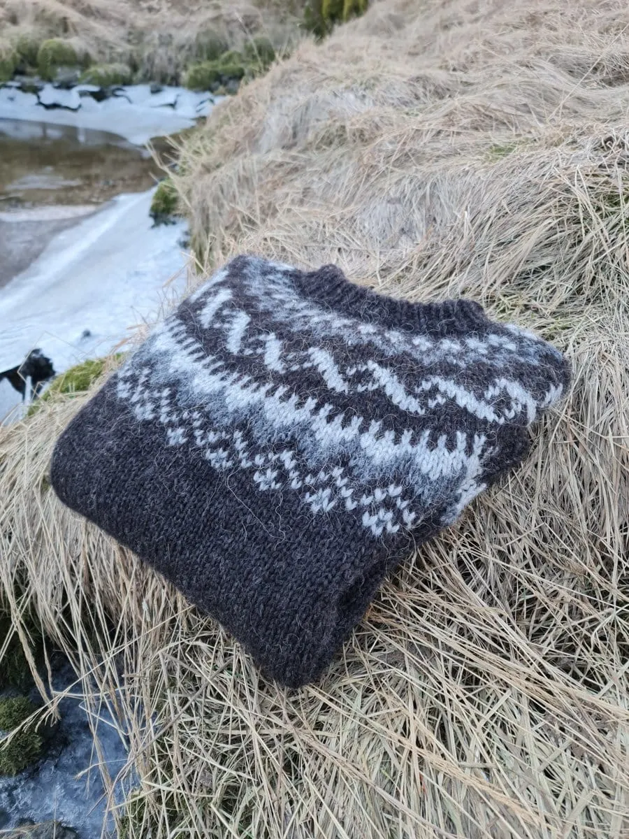 Orri - Icelandic Sweater - Black Heather